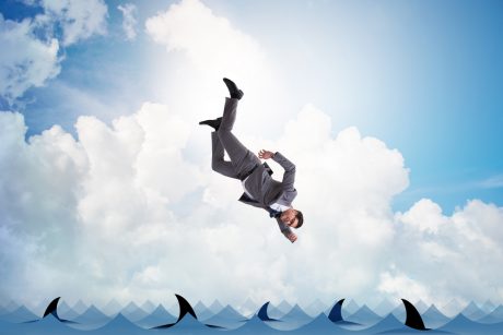 Bitcoin Closes Below 100 SMA, Indicators Suggest Larger Decline To $10K